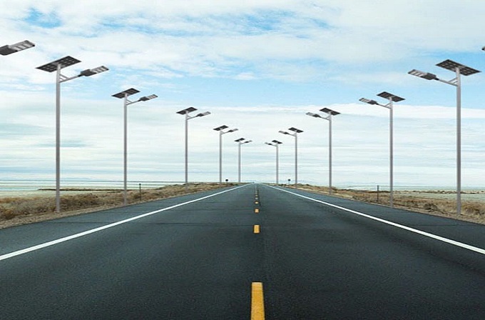 Inovasi lampu jalan tenaga surya otomatis Tiongkok: menerangi jalan ke depan