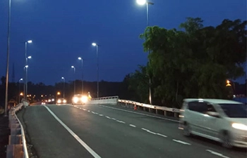 Lampu jalur tenaga surya Led